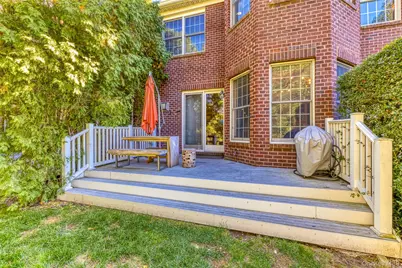 36 Kensington Circle, Manhasset, NY 11030 - Photo 24