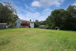 84 Craft Rd, Centereach, NY 11720 - Photo 36