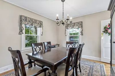 27 Juniper Avenue, Mineola, NY 11501 - Photo 8