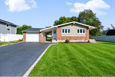 9 Plowboy Path, Commack, NY 11725 - Photo 1