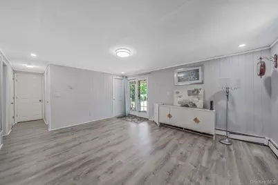 309 Sunrise Drive, Sayville, NY 11782 - Photo 10