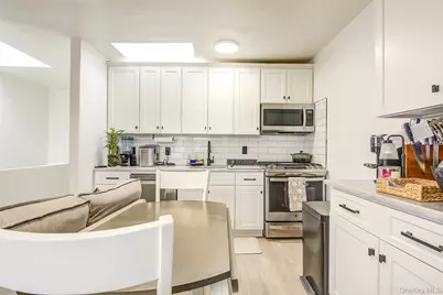 75-07 95th Avenue, Ozone Park, NY 11416 - Photo 16