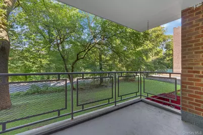 281 Garth Road #C2H, Scarsdale, NY 10583 - Photo 24