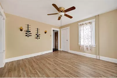 8 Juliet Street, Bay Shore, NY 11706 - Photo 12