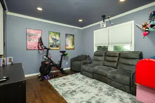 621 N Fulton Ave, Lindenhurst, NY 11757 - Photo 8