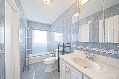 29 Sunshine Lane, Amityville, NY 11701 - Photo 16