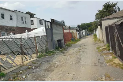 25-53 McIntosh Street, East Elmhurst, NY 11369 - Photo 4