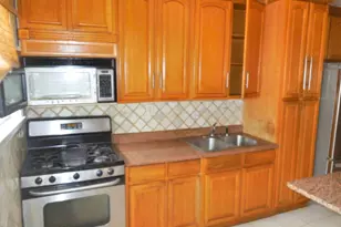 25-53 McIntosh St, East Elmhurst, NY 11369 - Photo 8