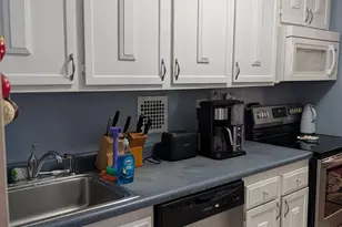 160 Academy St, Poughkeepsie, NY 12601 - Photo 8