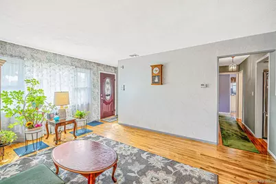 3 Gale Road, Oakdale, NY 11769 - Photo 8