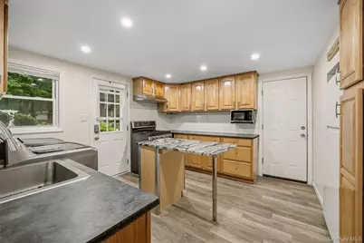 104 S Airmont Road, Suffern, NY 10901 - Photo 36