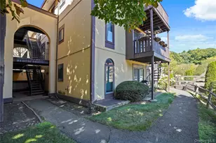 7 Granada Crescent, White Plains, NY 10603 - Photo 26