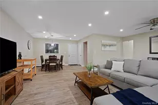 7 Granada Crescent, White Plains, NY 10603 - Photo 4
