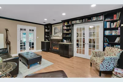 43 Stonehurst Lane, Dix Hills, NY 11746 - Photo 10