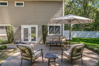 43 Stonehurst Lane, Dix Hills, NY 11746 - Photo 42