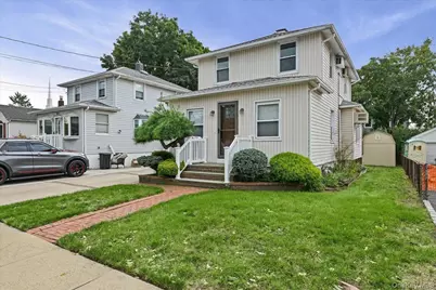 309 Frederick Avenue, Bellmore, NY 11710 - Photo 2