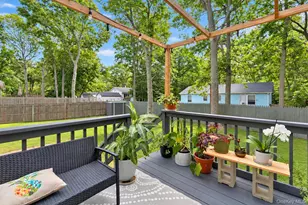 22 Logan Pl, Mastic, NY 11950 - Photo 14