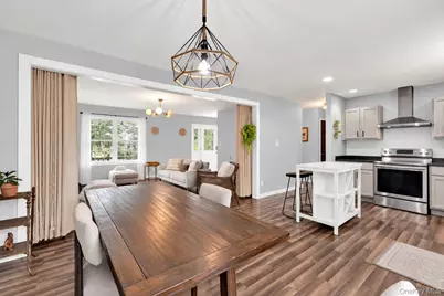 22 Logan Place, Mastic, NY 11950 - Photo 18
