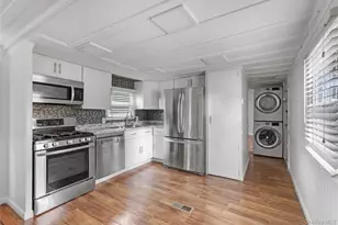 525 Riverleigh Ave, Riverhead, NY 11901 - Photo 2