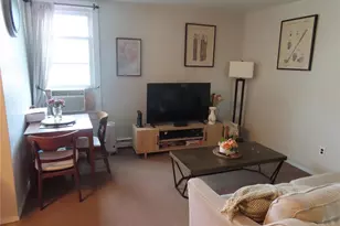 33 Deer Park Ave, Babylon, NY 11702 - Photo 6
