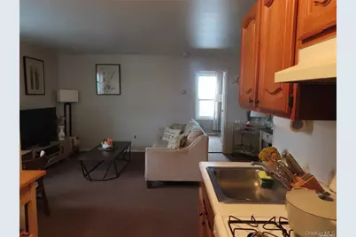 33 Deer Park Avenue #3C, Babylon, NY 11702 - Photo 4