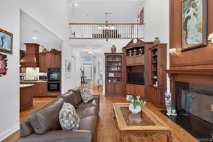 36 Stonehill Dr S, Manhasset, NY 11030 - Photo 6