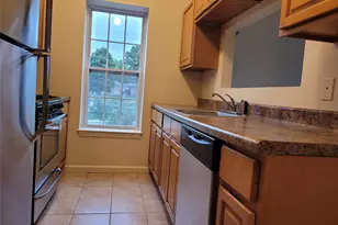 294 Ruth Ct, Middletown, NY 10940 - Photo 2