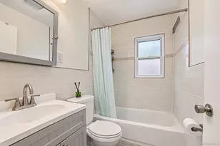 711 Covert Ave, New Hyde Park, NY 11040 - Photo 10
