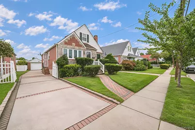 711 Covert Avenue, New Hyde Park, NY 11040 - Photo 1