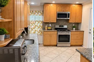 1873 Twain St, Baldwin, NY 11510 - Photo 2
