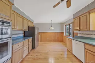 223 Connetquot Rd, Bayport, NY 11705 - Photo 16