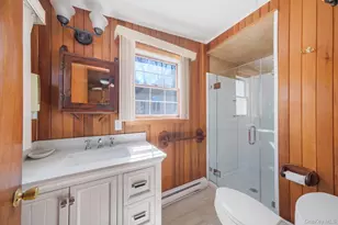 223 Connetquot Rd, Bayport, NY 11705 - Photo 34