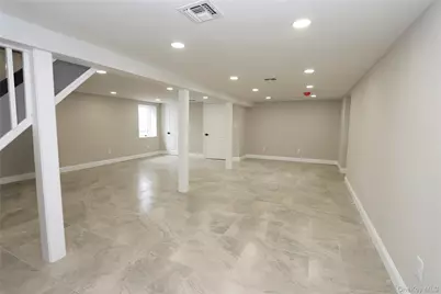 1537 Agate Street, Bay Shore, NY 11706 - Photo 26