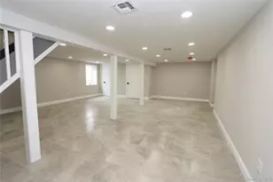 1537 Agate St, Bay Shore, NY 11706 - Photo 26