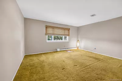25 Sherry Lane, Hauppauge, NY 11788 - Photo 10