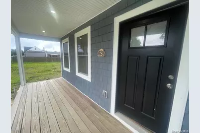 428 Americus Avenue, Patchogue, NY 11772 - Photo 2