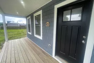 428 Americus Ave, Patchogue, NY 11772 - Photo 2