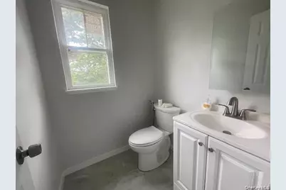 428 Americus Avenue, Patchogue, NY 11772 - Photo 10