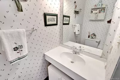 650 Newbridge Road #53, East Meadow, NY 11554 - Photo 18