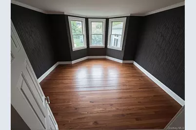 116 Carleton Avenue, Islip Terrace, NY 11752 - Photo 6