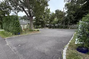 116 Carleton Ave, Islip Terrace, NY 11752 - Photo 2