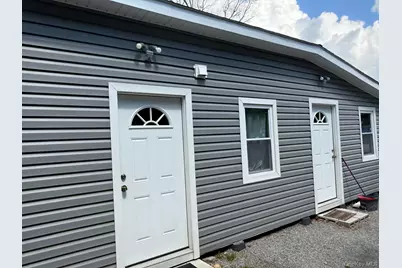 354 Beachview Street, Copiague, NY 11726 - Photo 8