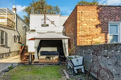 78-22 79th Lane, Glendale, NY 11385 - Photo 22