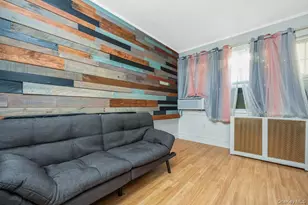 78-22 79th Ln, Glendale, NY 11385 - Photo 8