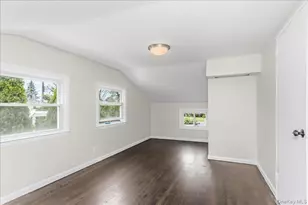 30 Jay St, Hicksville, NY 11801 - Photo 16