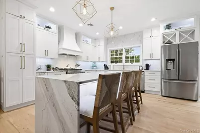 151 Monroe Street, Massapequa Park, NY 11762 - Photo 10