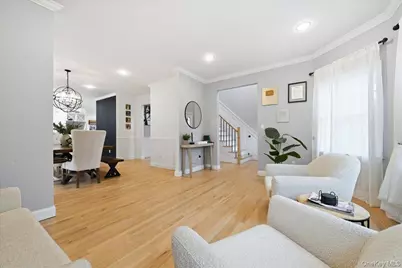 151 Monroe Street, Massapequa Park, NY 11762 - Photo 6