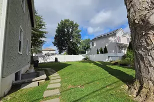 56 Riverdale Ave, White Plains, NY 10607 - Photo 18