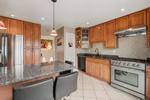 8 Carl Ct, Spring Valley, NY 10977 - Photo 12
