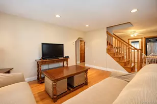 34 Chapel Ln, Levittown, NY 11756 - Photo 4